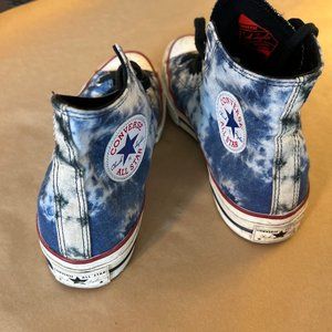 Converse mens chuck taylor CLOUDS size 8
